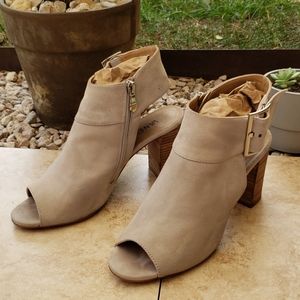 VANELi Bisa Slingback Suede Stacked Heel